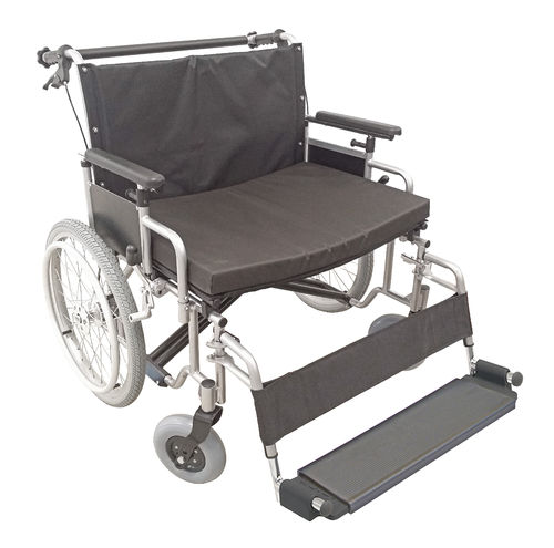 Rollstuhl TANTUM XL hohe Belastbarkeit SB 68